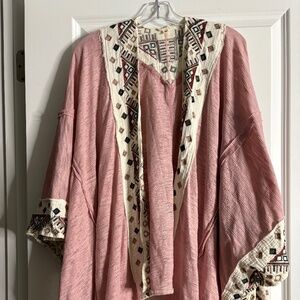 POLS Oversized Embroidered Kimono Cardigan - Size S